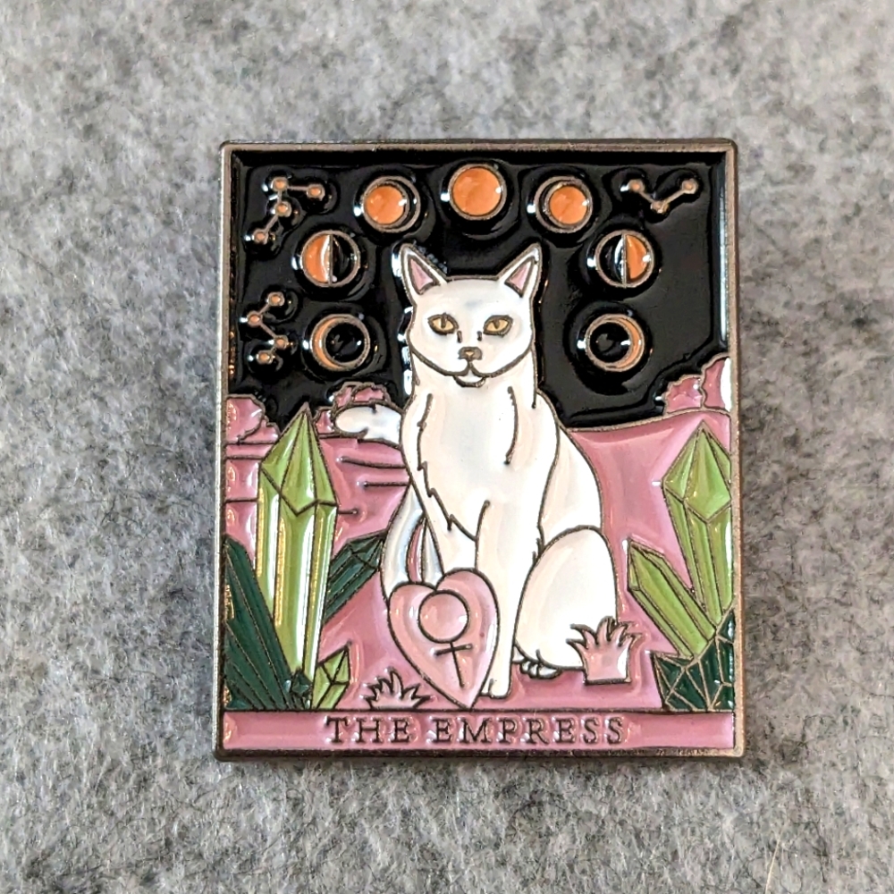 Tarot Cat Pin - The Empress - New Style